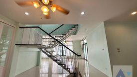 3 Bedroom House for rent in Phra Khanong, Bangkok near BTS Thong Lo