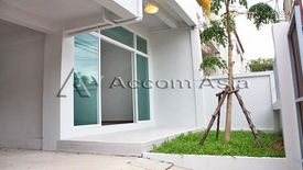 6 Bedroom Townhouse for rent in Phra Khanong, Bangkok near BTS Ekkamai