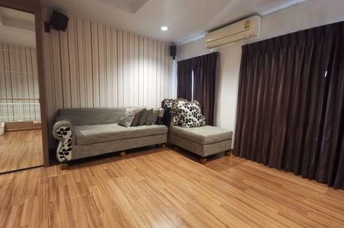 3 Bedroom Townhouse for rent in Baan Klang Krung Grande Vienna Rama 3, Bang Phong Pang, Bangkok