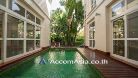 5 Bedroom House for rent in Phra Khanong, Bangkok near BTS Thong Lo