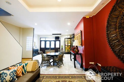 4 Bedroom Townhouse for rent in Khlong Tan Nuea, Bangkok