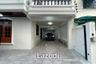 4 Bedroom House for sale in Bang Lamphu Lang, Bangkok near BTS Wongwian Yai