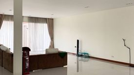 4 Bedroom Villa for sale in Bang Chan, Bangkok