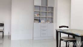 2 Bedroom Condo for sale in Johnny Tower, Huai Khwang, Bangkok near MRT Huai Khwang