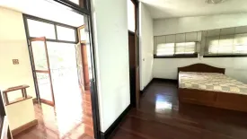 3 Bedroom House for rent in Khlong Tan Nuea, Bangkok