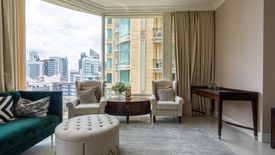 3 Bedroom Condo for sale in Royce Private Residences, Khlong Toei Nuea, Bangkok near BTS Asoke