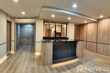 3 Bedroom Condo for sale in Somkid Gardens, Langsuan, Bangkok near BTS Chit Lom