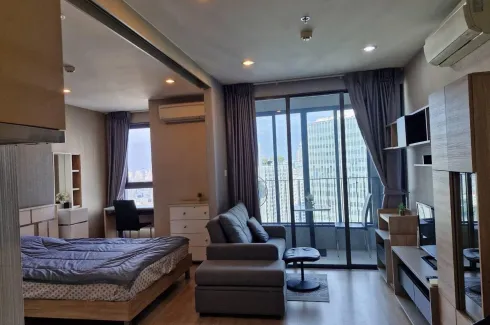 1 Bedroom Condo for rent in Ideo Q Chula - Samyan, Maha Phruettharam, Bangkok near MRT Sam Yan