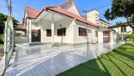 2 Bedroom House for sale in Na Kluea, Chonburi