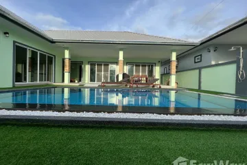 3 Bedroom Villa for sale in Cha am, Phetchaburi