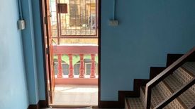 1 Bedroom Townhouse for sale in Khlong Ton Sai, Bangkok near BTS Wongwian Yai