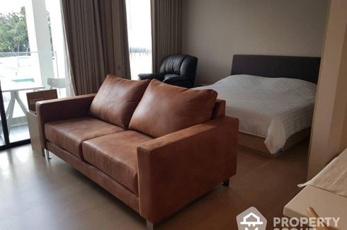 1 Bedroom Condo for rent in Liv At 49, Khlong Tan Nuea, Bangkok near BTS Thong Lo