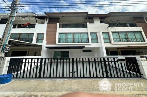 3 Bedroom Townhouse for sale in Bang Chak, Bangkok near BTS Bang Chak