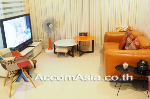 4 Bedroom House for sale in Phra Khanong, Bangkok near BTS Thong Lo