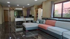 3 Bedroom House for sale in Bang Khae Nuea, Bangkok