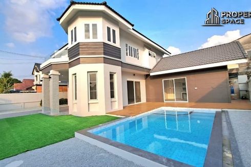 3 Bedroom Villa for sale in Na Kluea, Chonburi