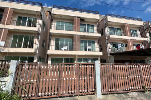 4 Bedroom Townhouse for sale in Chang Phueak, Chiang Mai