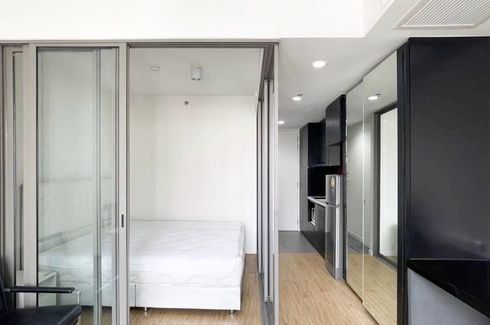 1 Bedroom Condo for sale in Siamese Surawong, Si Phraya, Bangkok near MRT Sam Yan