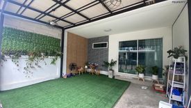 3 Bedroom Townhouse for sale in The Trust Town Wongwaen - Lamlukka, Bueng Kham Phroi, Pathum Thani near BTS Eastern Outer Ring