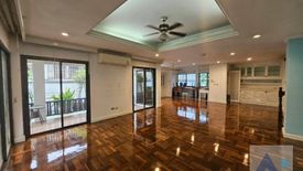 4 Bedroom House for rent in Khlong Tan, Bangkok near BTS Phrom Phong