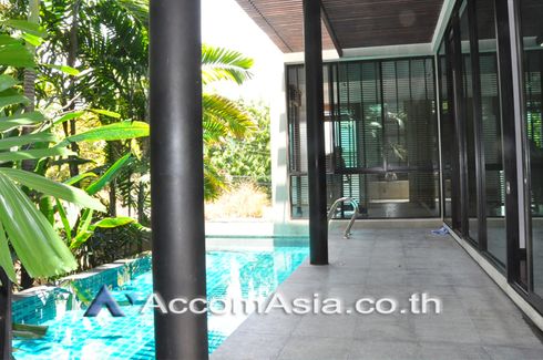 3 Bedroom House for rent in Phra Khanong, Bangkok near BTS Ekkamai