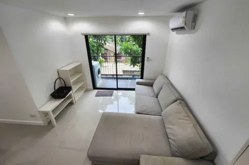 2 Bedroom Condo for rent in Zenith Place Sukhumvit 42, Phra Khanong, Bangkok near BTS Ekkamai