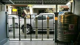 2 Bedroom Townhouse for rent in Bang Chak, Bangkok