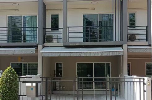 3 Bedroom Townhouse for sale in Baan Klang Muang Sukhumvit 77, Suan Luang, Bangkok near BTS On Nut