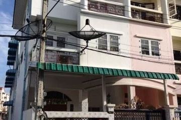 4 Bedroom Townhouse for sale in Wat Tha Phra, Bangkok near MRT Tha Phra