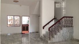 4 Bedroom Townhouse for sale in Wat Tha Phra, Bangkok near MRT Tha Phra