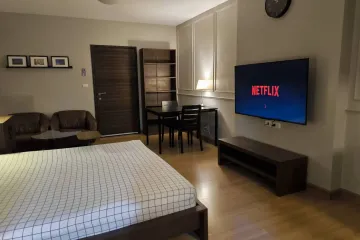 1 Bedroom Condo for rent in Supalai Park Ekamai - Thonglor, Bang Kapi, Bangkok