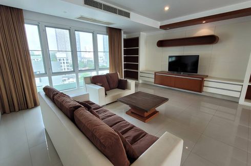 3 Bedroom Condo for rent in Khlong Tan Nuea, Bangkok