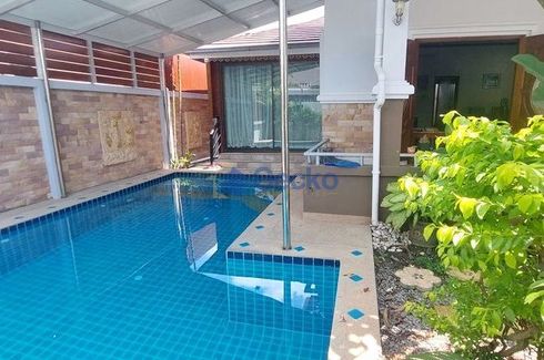 3 Bedroom House for sale in Maneeya Home, Huai Yai, Chonburi