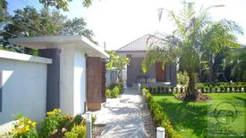 3 Bedroom Villa for sale in San Phak Wan, Chiang Mai