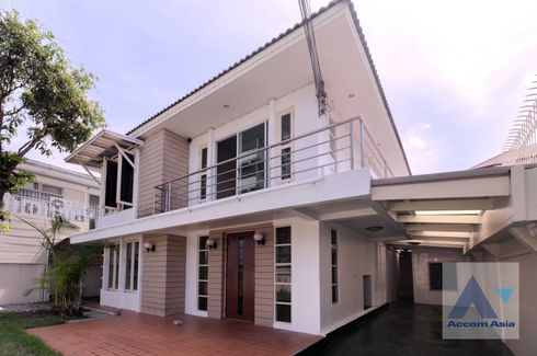 3 Bedroom House for rent in Phra Khanong, Bangkok near BTS Ekkamai