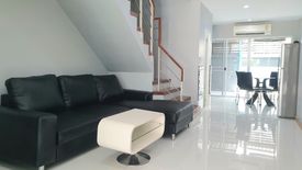 3 Bedroom Townhouse for rent in Thanapat Haus Sathorn - Narathiwas, Chong Nonsi, Bangkok