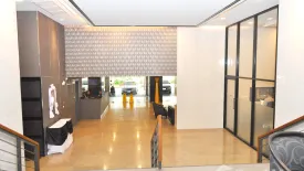 4 Bedroom Condo for rent in Oriental Towers, Khlong Tan Nuea, Bangkok near BTS Thong Lo