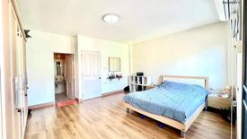 3 Bedroom Townhouse for sale in Baan Klang Muang Ratchada - Mengjai, Wang Thonglang, Bangkok near MRT Huai Khwang