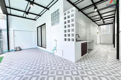 3 Bedroom Townhouse for sale in Bang Rak Phatthana, Nonthaburi