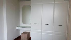 1 Bedroom Condo for sale in The Crest Phahonyothin 11, Phaya Thai, Bangkok near BTS Saphan Kwai