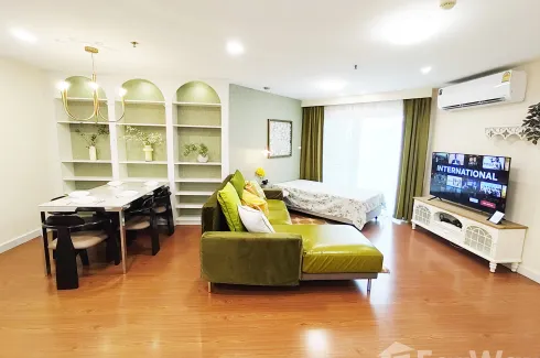 2 Bedroom Condo for sale in Belle Grand Rama 9, Huai Khwang, Bangkok near MRT Phra Ram 9