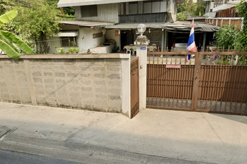 House for sale in Sam Sen Nok, Bangkok near MRT Sutthisan