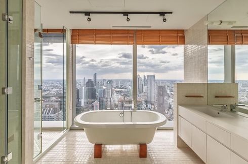 2 Bedroom Condo for sale in The Ritz - Carlton Residences at MahaNakhon, Silom, Bangkok near BTS Chong Nonsi