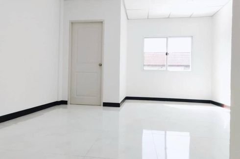 2 Bedroom Townhouse for sale in Chatpailin Ladlumkaew, Lat Lum Kaeo, Pathum Thani