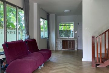 3 Bedroom House for rent in Hua Mak, Bangkok near MRT Yaek Lam Sali