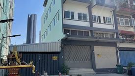 Townhouse for rent in Bang Chak, Bangkok near BTS Punnawithi