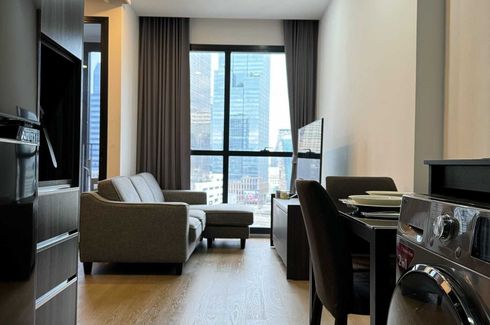 1 Bedroom Condo for sale in Si Phraya, Bangkok near MRT Sam Yan