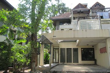 3 Bedroom Townhouse for sale in Baansuanrimkhlong Krungthepkretha, Hua Mak, Bangkok