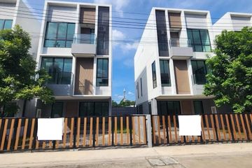 3 Bedroom Townhouse for sale in Nue Noble Connex House Don Mueang, Sanam Bin, Bangkok