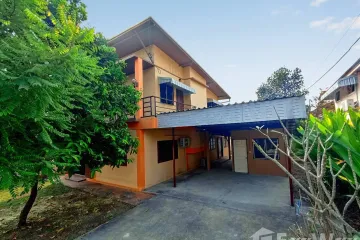 5 Bedroom House for rent in Nong Pa Khrang, Chiang Mai